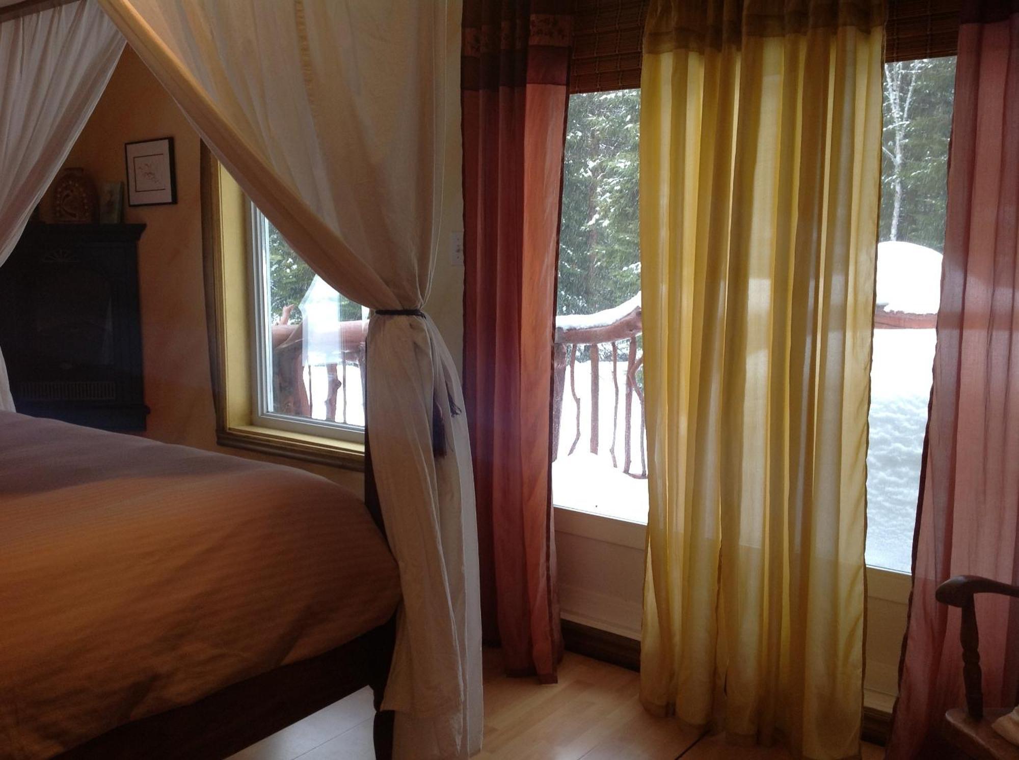 Gite Crystal Inn Mont-Tremblant Esterno foto